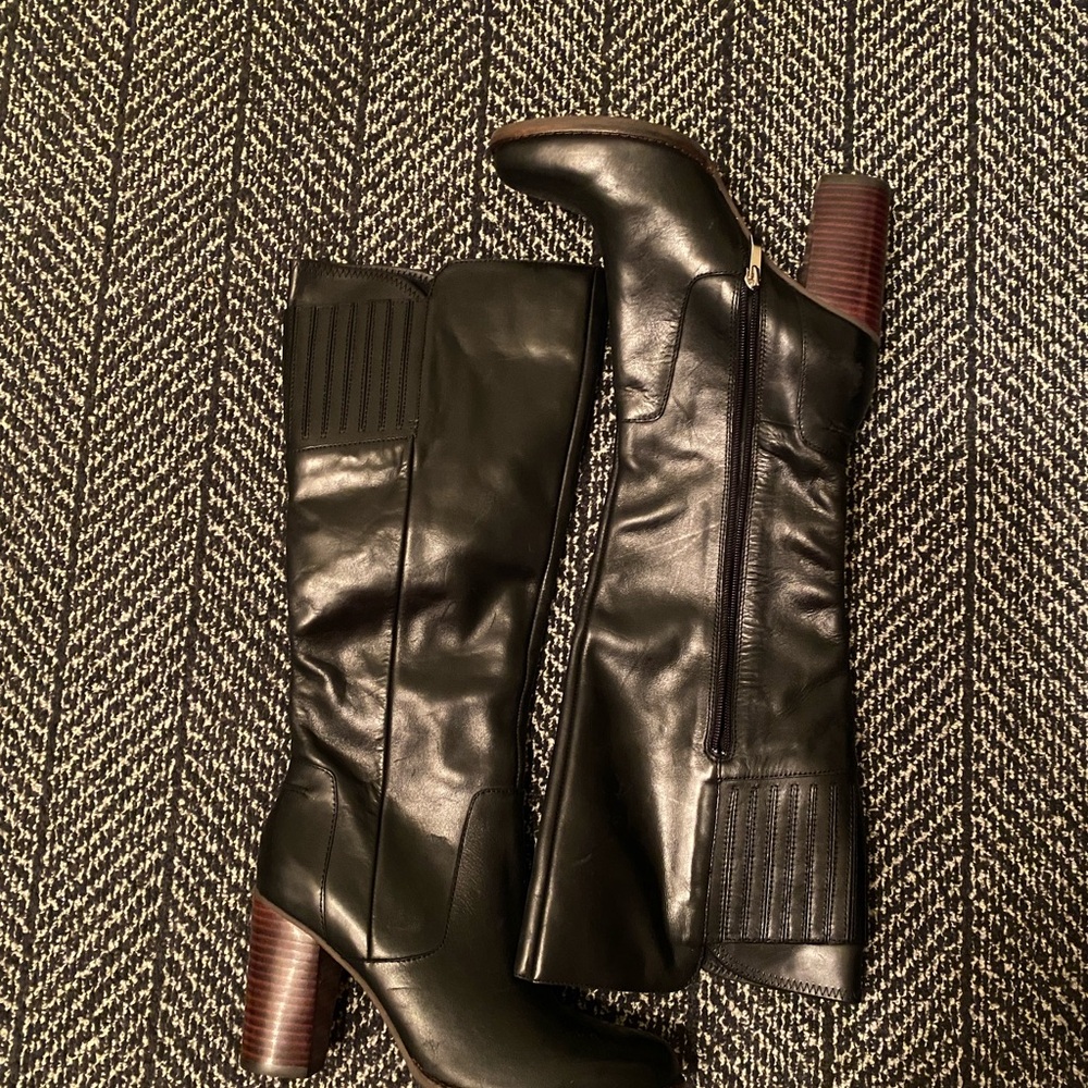 Elegant Black Leather Knee-High Boots